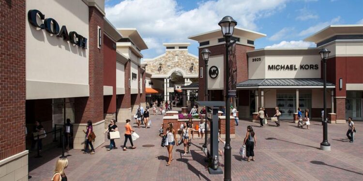 Getting the best from Outlet Malls