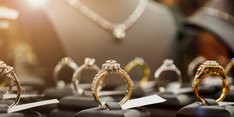 Buying Wholesale Jewellery That Lasts